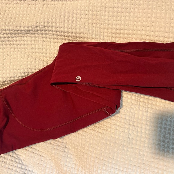 Lululemon speed up 25 leggings - Picture 2 of 3